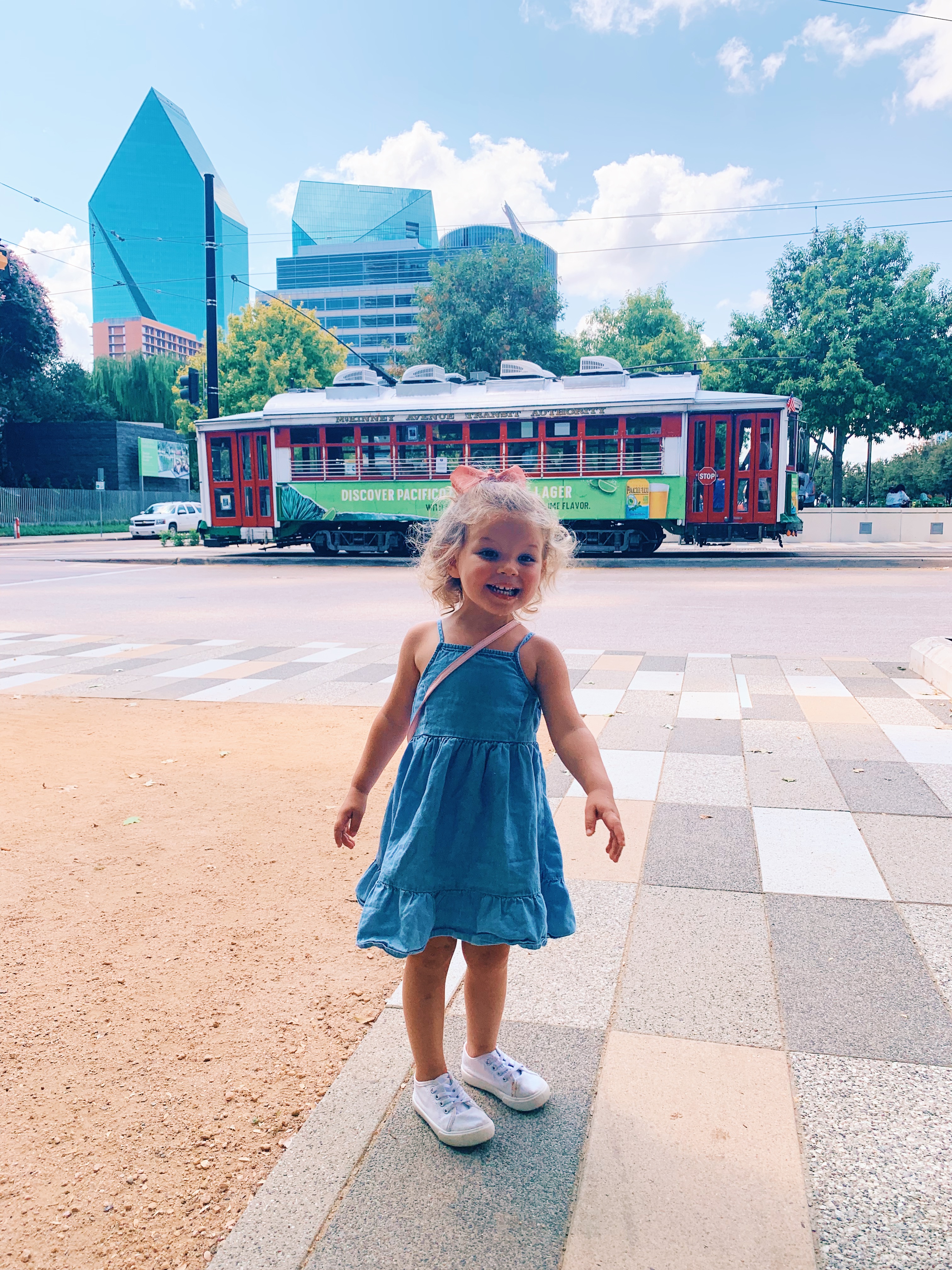 Riding the uptown dallas trolley with kids